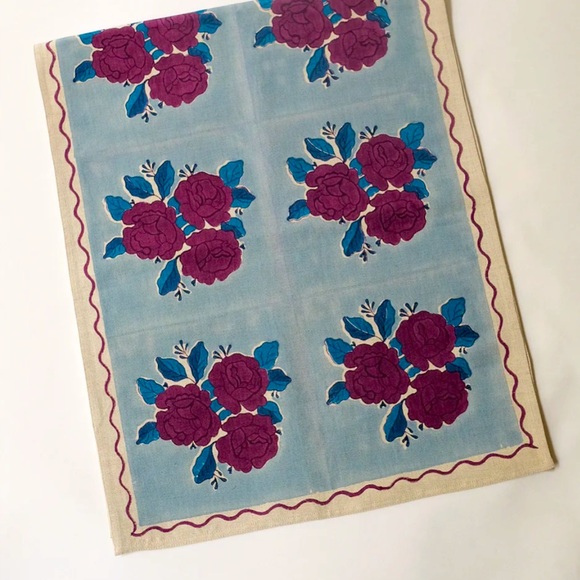 Rosy Floral runner - Picture 3 of 8